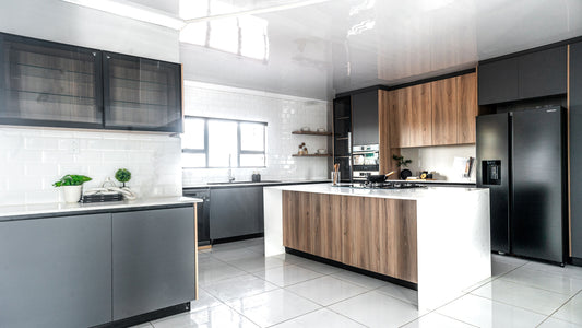 Kuruman Kitchen (Black & Wood)